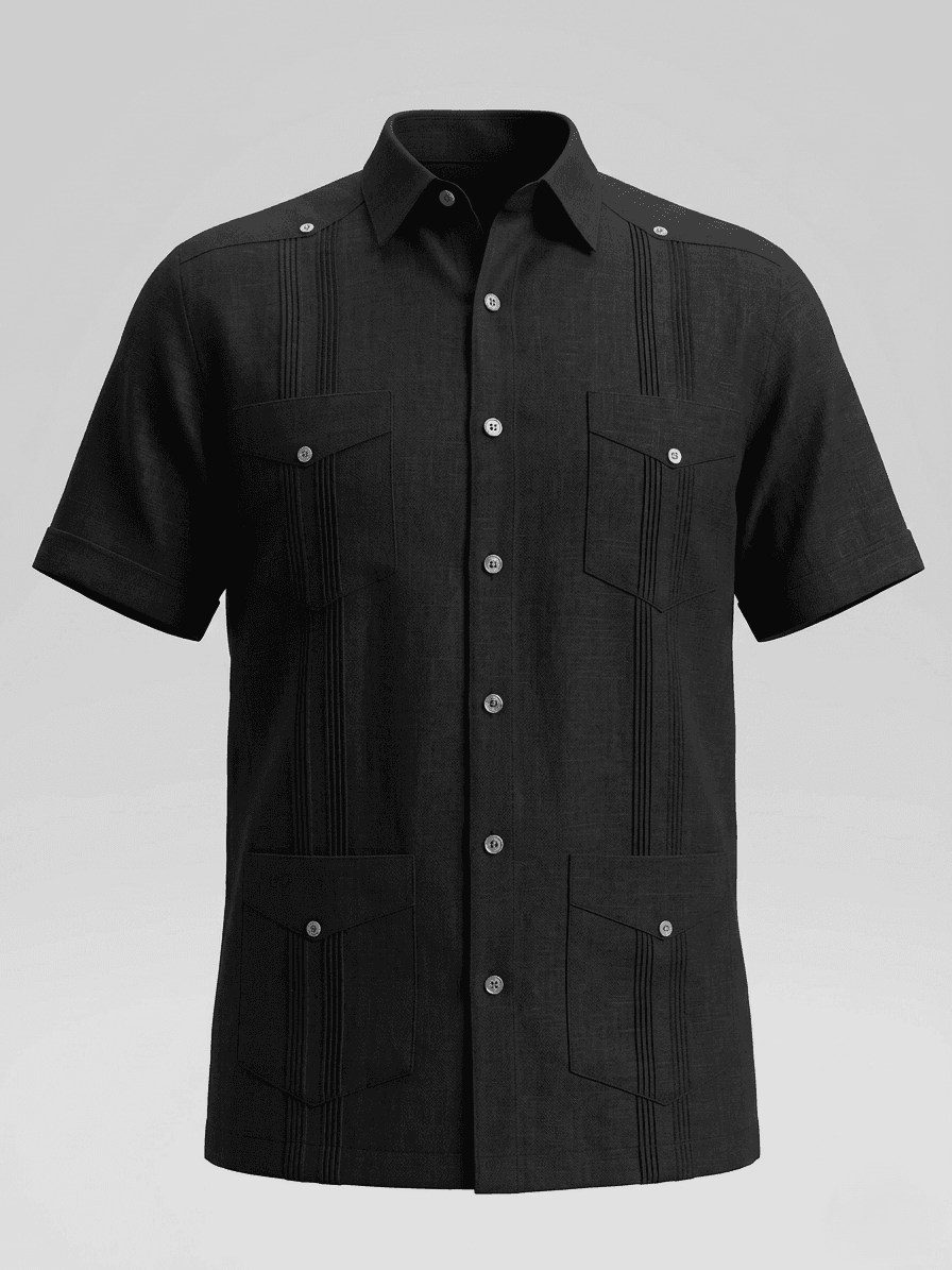 Camisa guayabera negra de manga corta con paneles de pliegues verticales tradicionales y detalles de botones, exhibida en un maniquí sobre un fondo artístico.